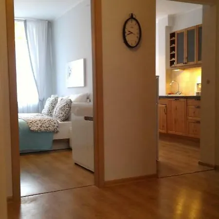 Apartament Przy Zurawiu *